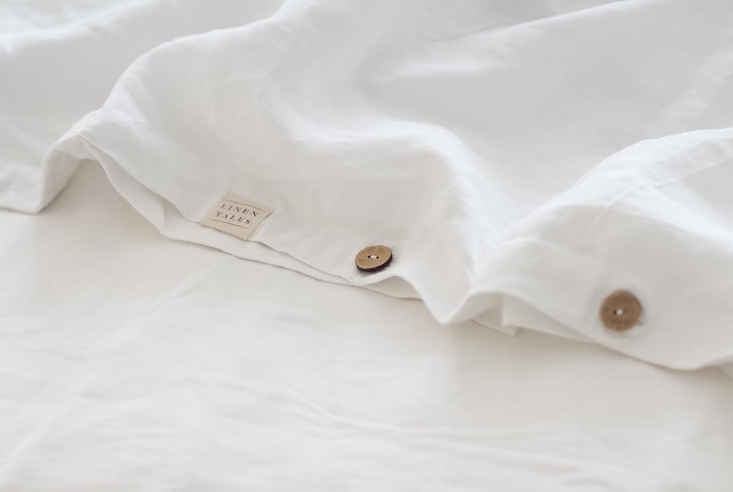 Discover the Experience of Hemp Bedding by Linen Tales: Perfect for All Seasons