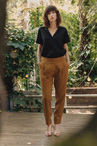 Black Linen Melody Shirt - Linen Tales 3