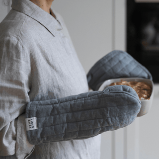 Blue Fog Linen Oven Mitt - Linen Tales 4