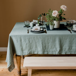 Green Milieu Linen Tablecloth 2
