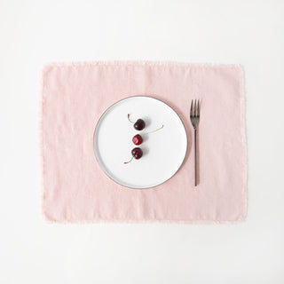 Misty Rose Linen Washed Placemat With Fringes 2